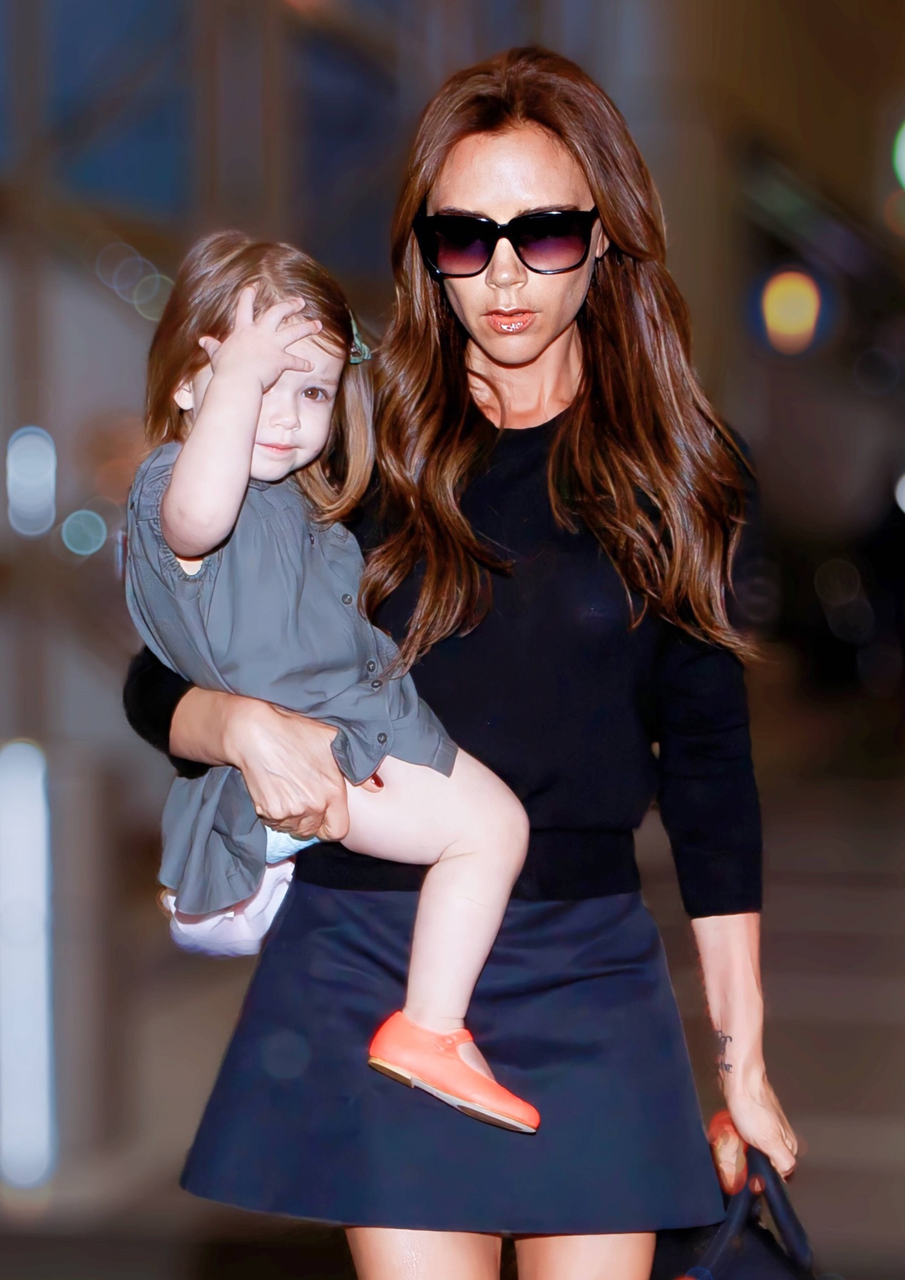 小七參加運(yùn)動(dòng)會(huì)，穿修身褲變