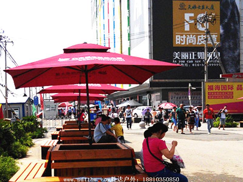福海商场中柱伞.jpg
