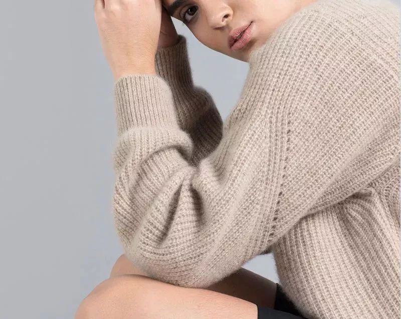 穿出奧黛麗·赫本的優(yōu)雅？這幾件羊絨衫不能少