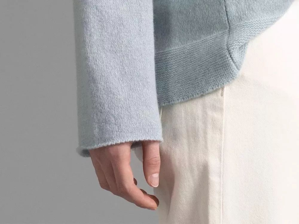 穿出奧黛麗·赫本的優(yōu)雅？這幾件羊絨衫不能少